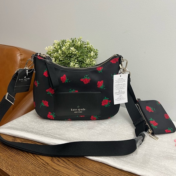 NWT Kate Spade New York Chelsea Rose Toss Printed Crossbody Bag - Black Multi - Picture 11 of 16